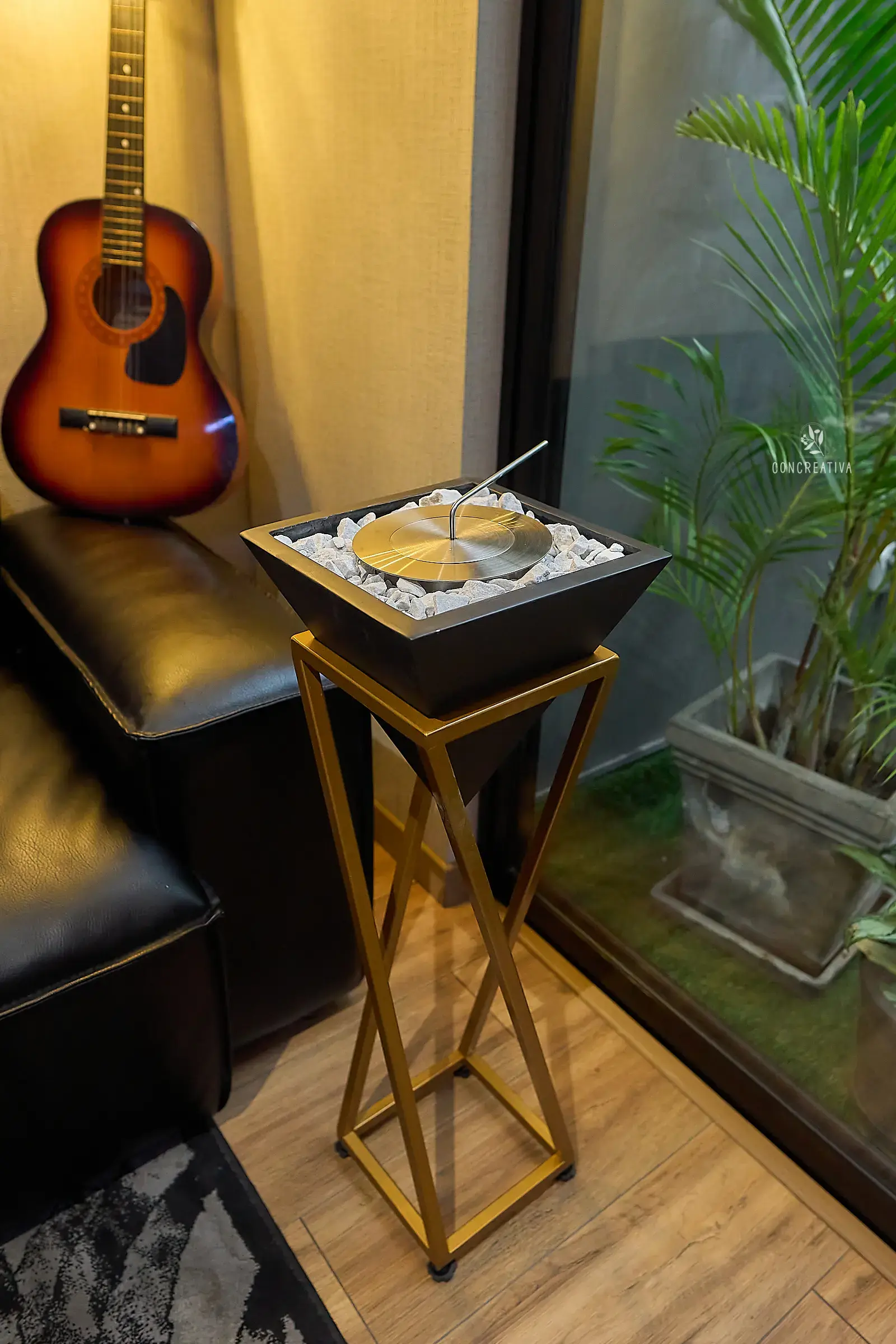 Chimenea Piramide Negro